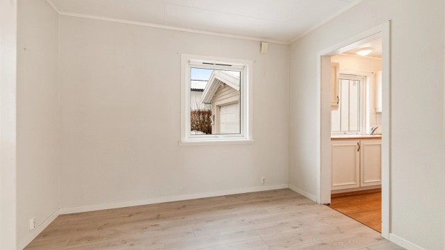 Her er det også plass til egen spisestue.