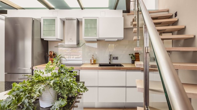 Lekker toppleilighet med designpreg og unike lysforhold