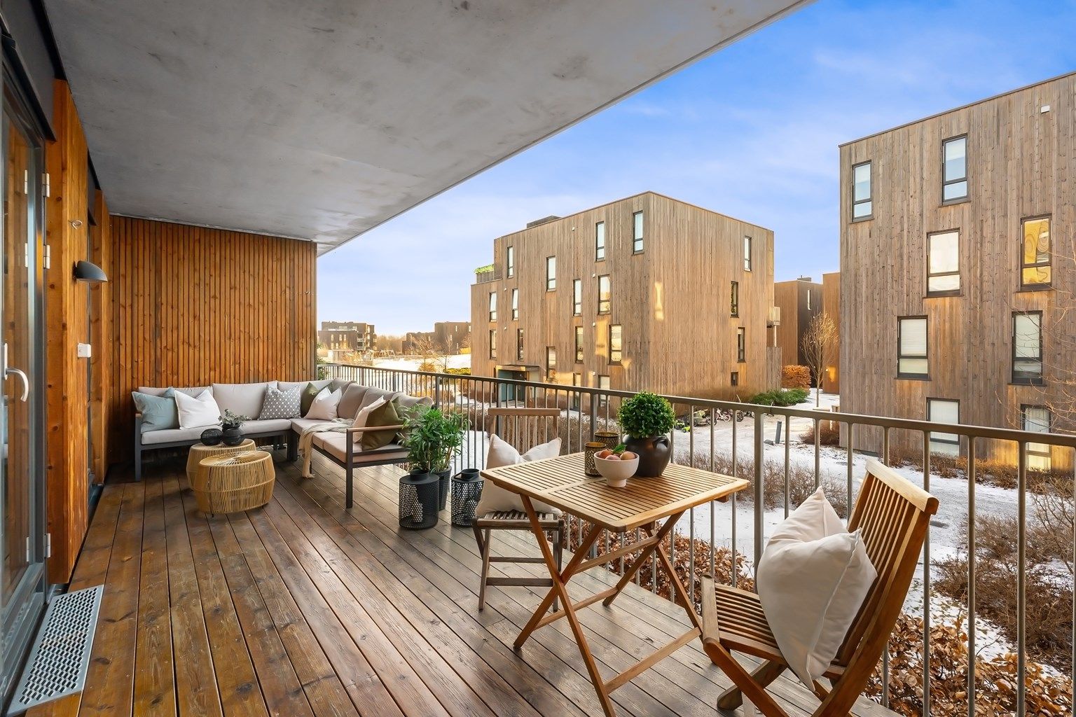 Velkommen til Lomviveien 4A - En moderne og stilfull 2-roms leilighet, beliggende i et av de mest ettertraktede områdene på Fornebu! 