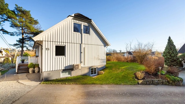 Dette er en bolig for deg som ønsker god boltreplass til både store og små - velkommen til visning!