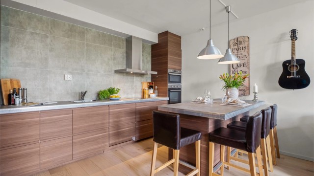 Velkommen til Gunnar Schjelderups vei 11S - Presentert av Blenor Hadergjonaj v/ Krogsveen Sagene.