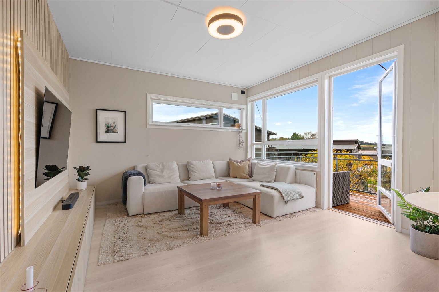 Lene Hviding v/Krogsveen har gleden av å presentere Lerkevegen 24.