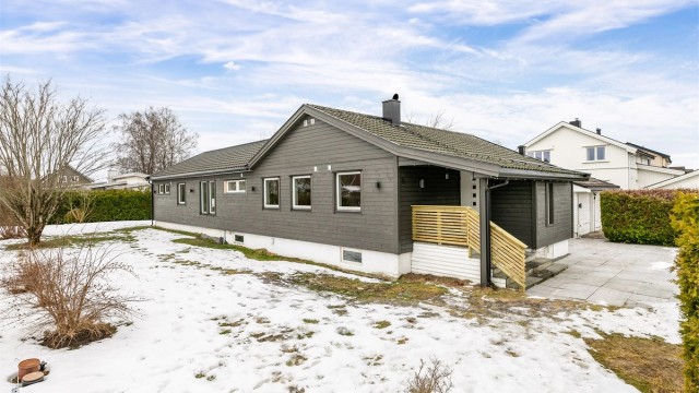 Nordskogveien 9 presenteres av Krogsveen.
Fotograf; Børge Oppegård.