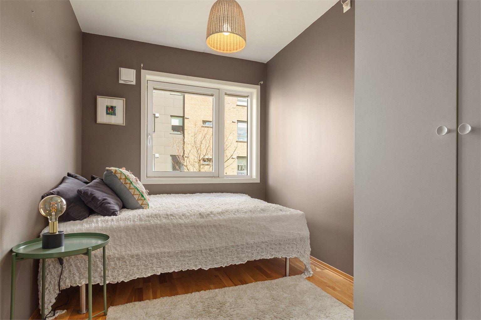 Heimansåsen 7-96Det tredje soverommet har også plass til dobbeltseng og klesskap