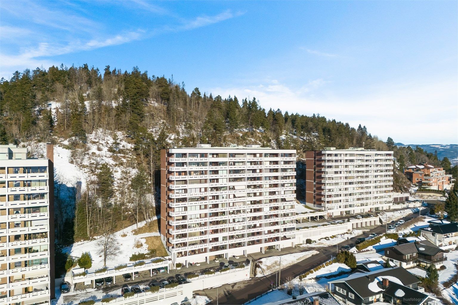 Her bor du i et stille og rolig nabolag, men med kort avstand til Drammen sentrum.