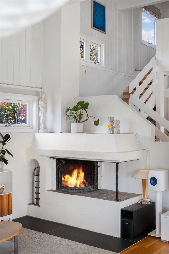 Peisen er en solid Lecapipe som gir god og jevn varme.