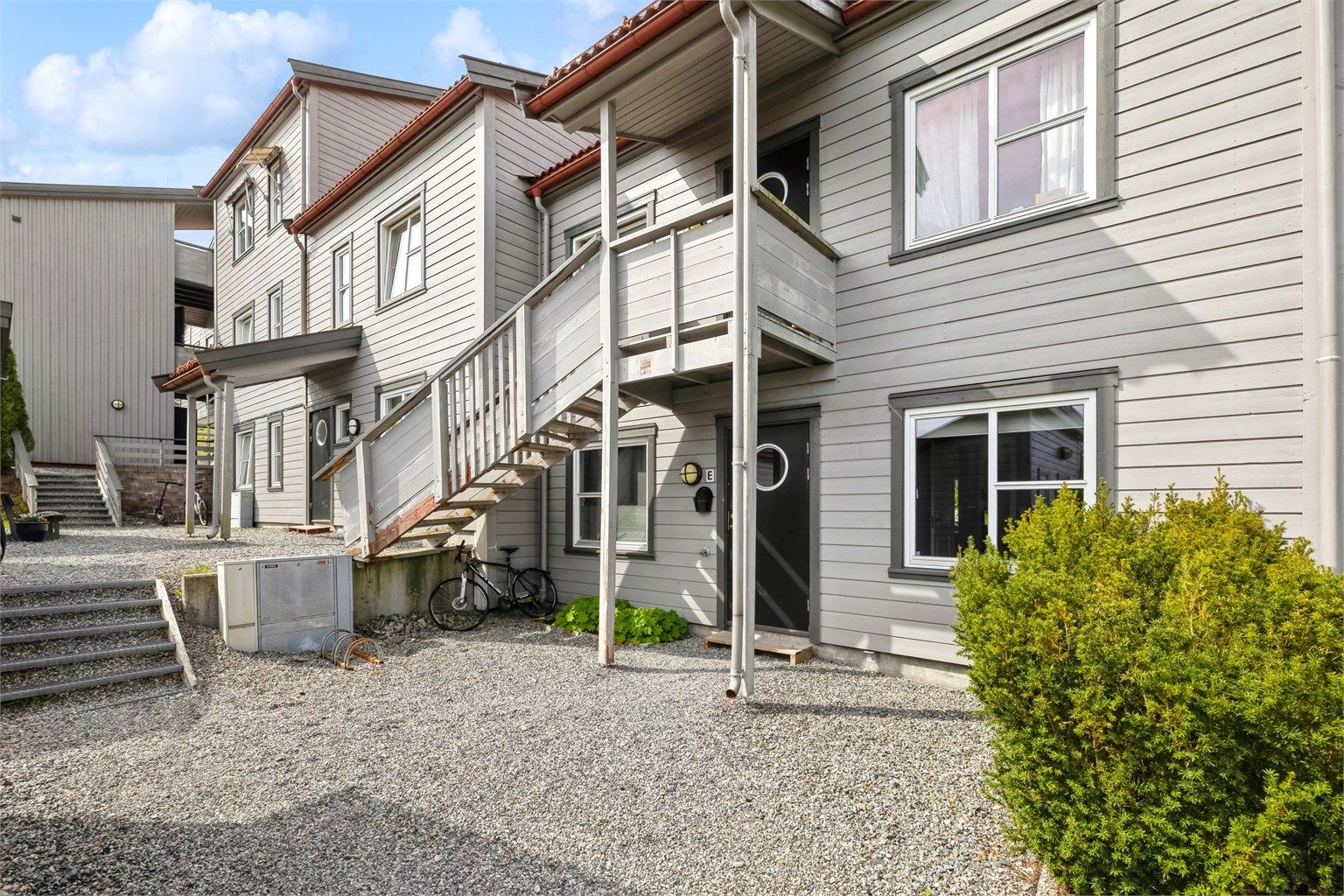 Leiligheten ligger i 1. etasje med en arealeffektiv planløsning