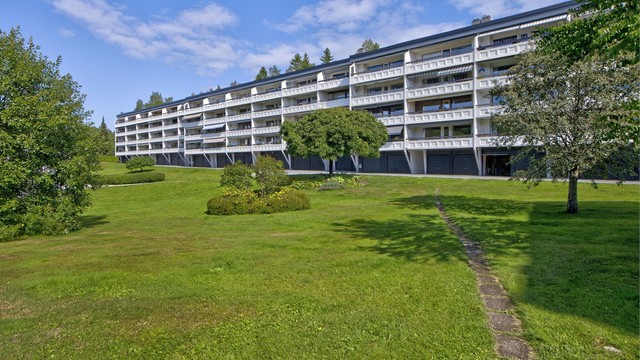 Diverse sittegrupper, lekeplasser, m.m. på sameiets fellesområder