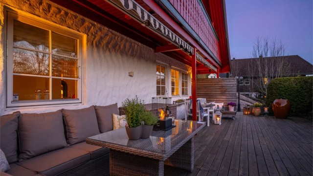 Deilig terrasse på utsiden av stuen.