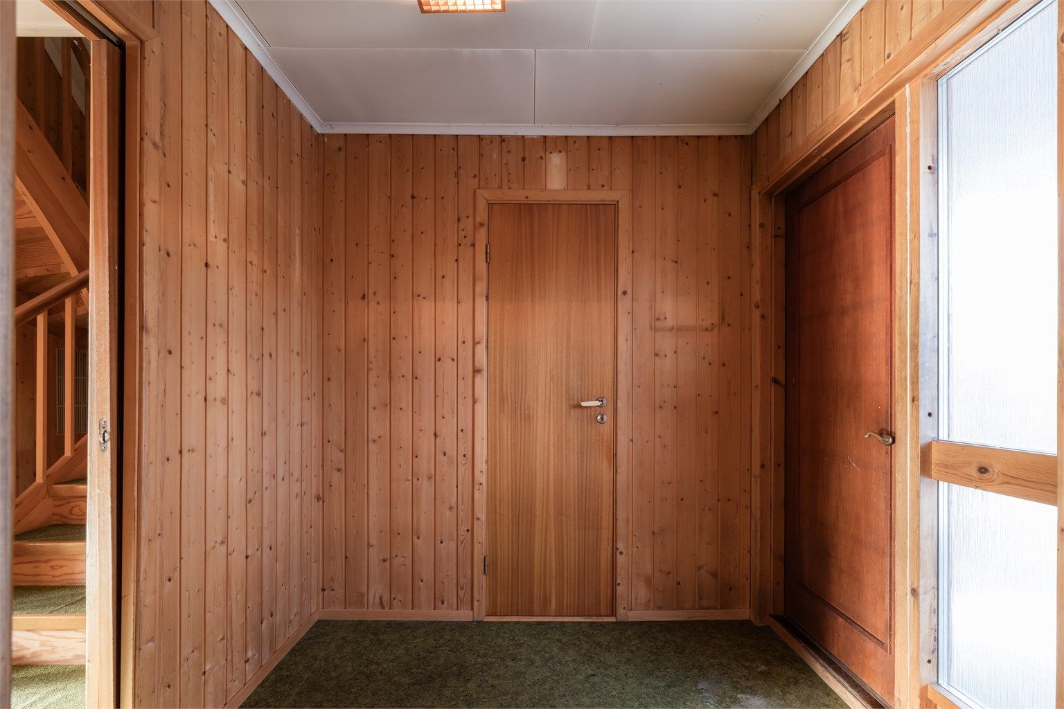 Inngang til WC-rom i entré i 1.etg.