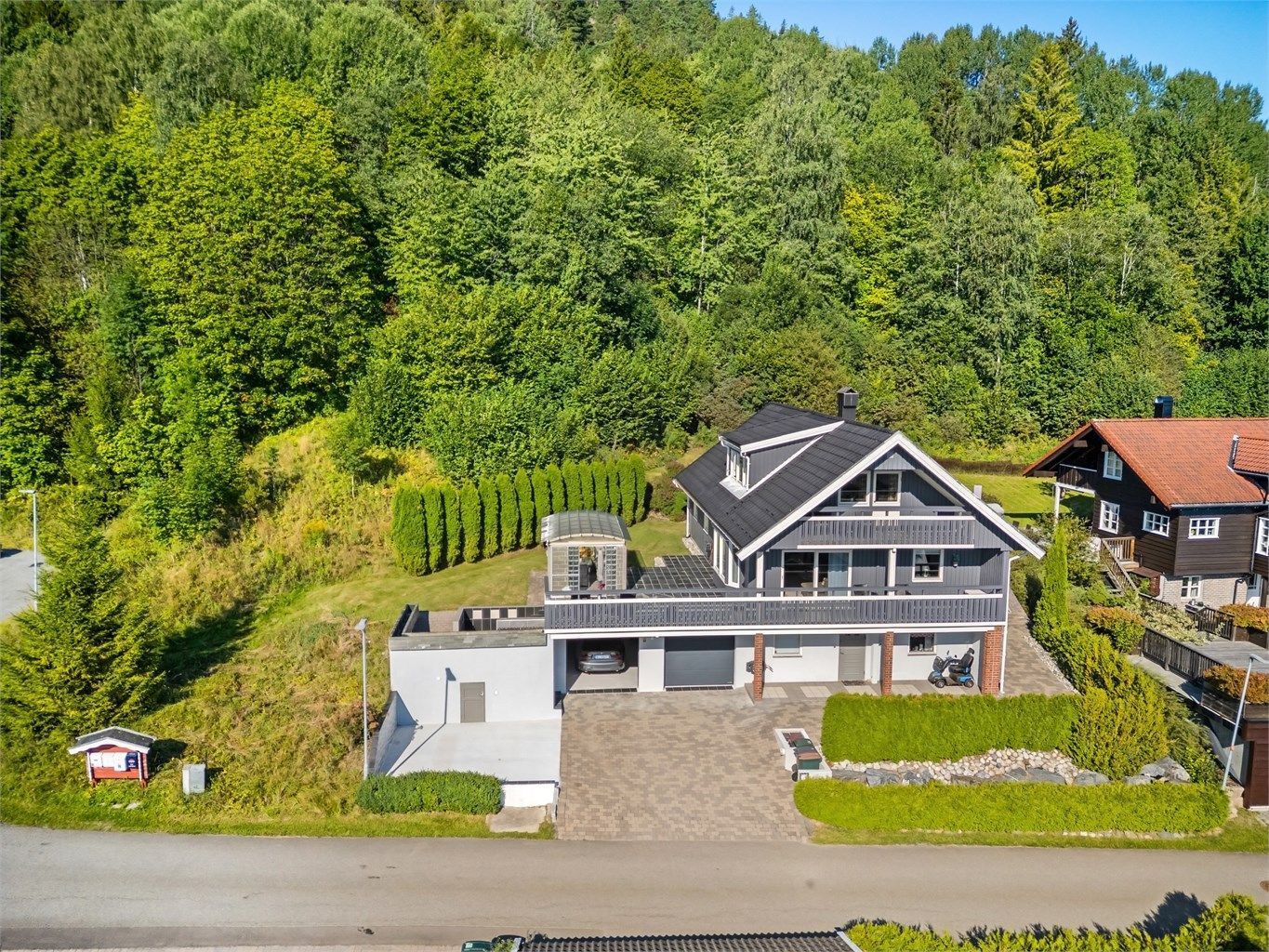 Velkommen til Brønnbakken 50! 
Foto: Ole Thorgeir Solheim Thoresen