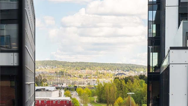 Lave felleskostnader på kr. 2 819,-per måned, samt et lavt årlig strømforbruk på ca. 1 117 kWh.