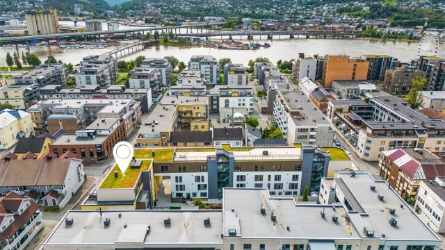 Sentral og pendlervennlig leilighet beliggende i et sentrumsområde som har mye å tilby - Sommerbilde fra tidligere annonse.
Foto: Stine Jørgensen Prøitz