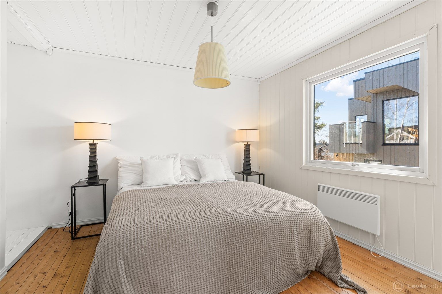 Soverom (2. etasje har totalt 2 soverom)