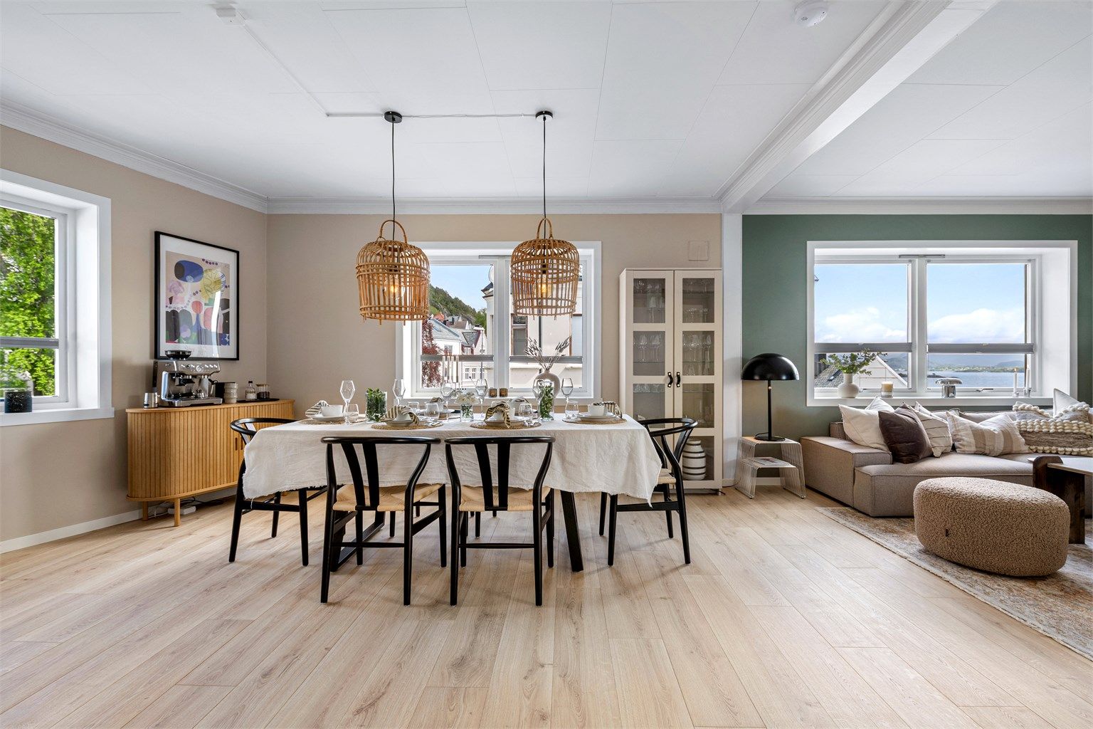 Krogsveen Sunnmøre v/ Eiendomsmegler Nina Ormseth Pettersen har gleden av å presentere Keiser Wilhelms gate 70!
Foto: Stian Wiik