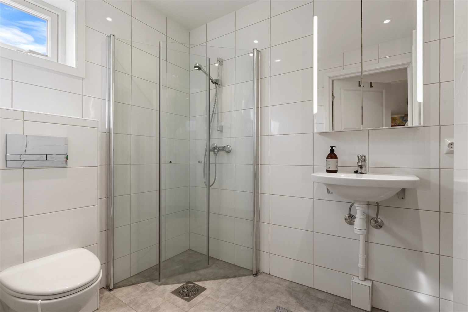 Flislagt bad i 1.etg 