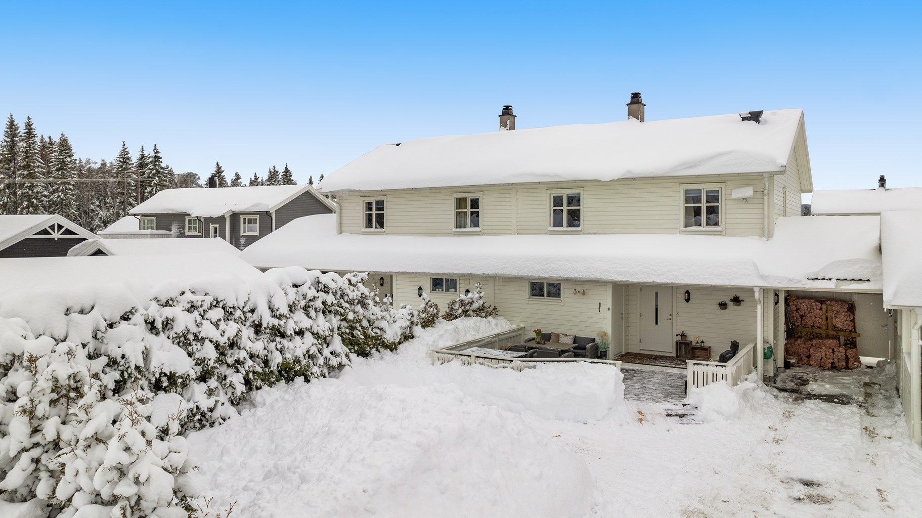 Krogsveen v/ Eirik Hermansen presenterer Pinnsvinvegen 36 - Et innbydende og pent rekkehus i Nannestad