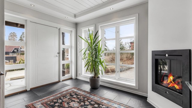 I entreen er det en integrert gassovn.