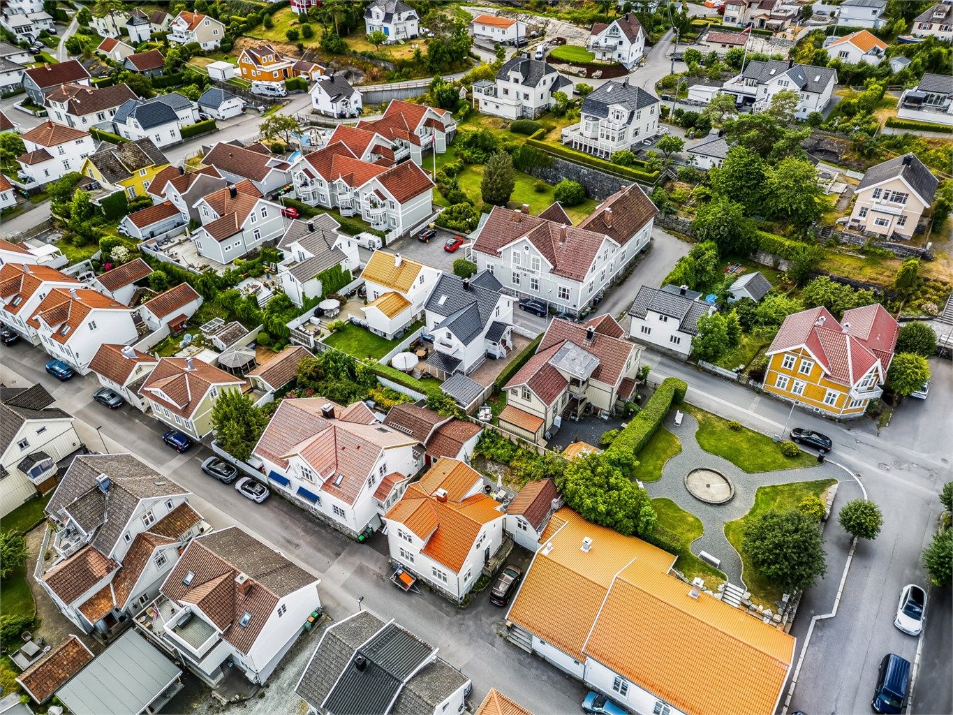 Sommerbyen Langesund yrer av liv om sommeren. 
