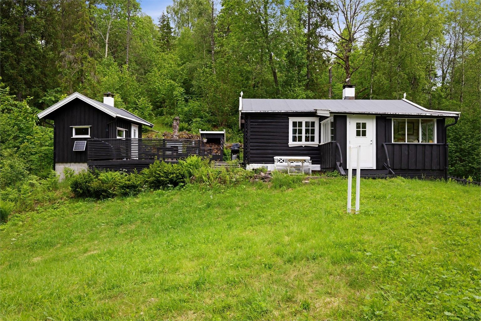 Velkommen til denne sjarmerende fritidsboligen!