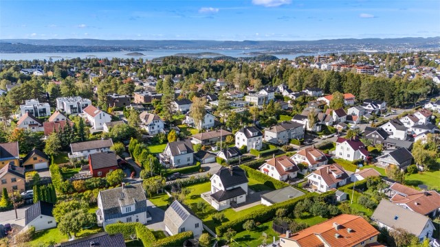 Barnevennlig og flott villaområde med nærhet til bl.a. kollektivtransport og servicetilbud på Sæter