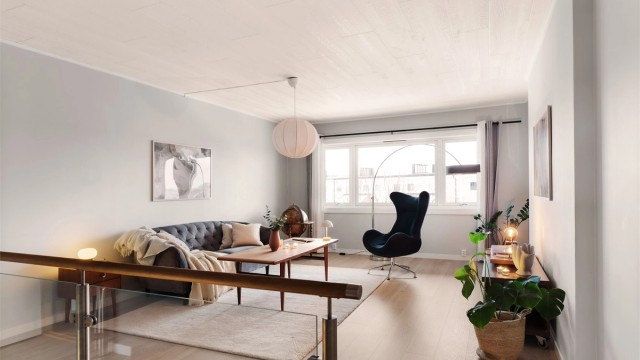 Velkommen til Beverveien 4. Presentert av Marius Iversen v. Eiendomsmegler Krogsveen. Foto: Nadia Frantsen Isnitt