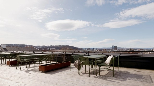 Borettslaget har en stor, felles takterrasse med flott utsikt over byen.