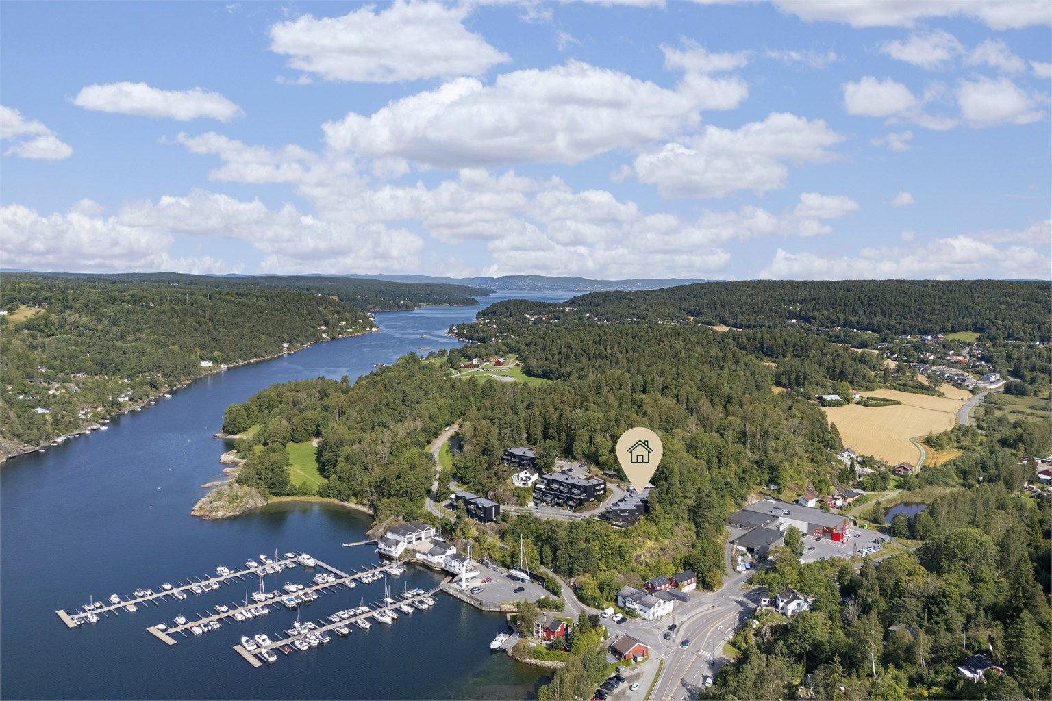 Nesset Fjordterrasse er et attraktivt boligsameie som ligger på Nesset ved Vinterbro, kun 20 minutter fra Oslo