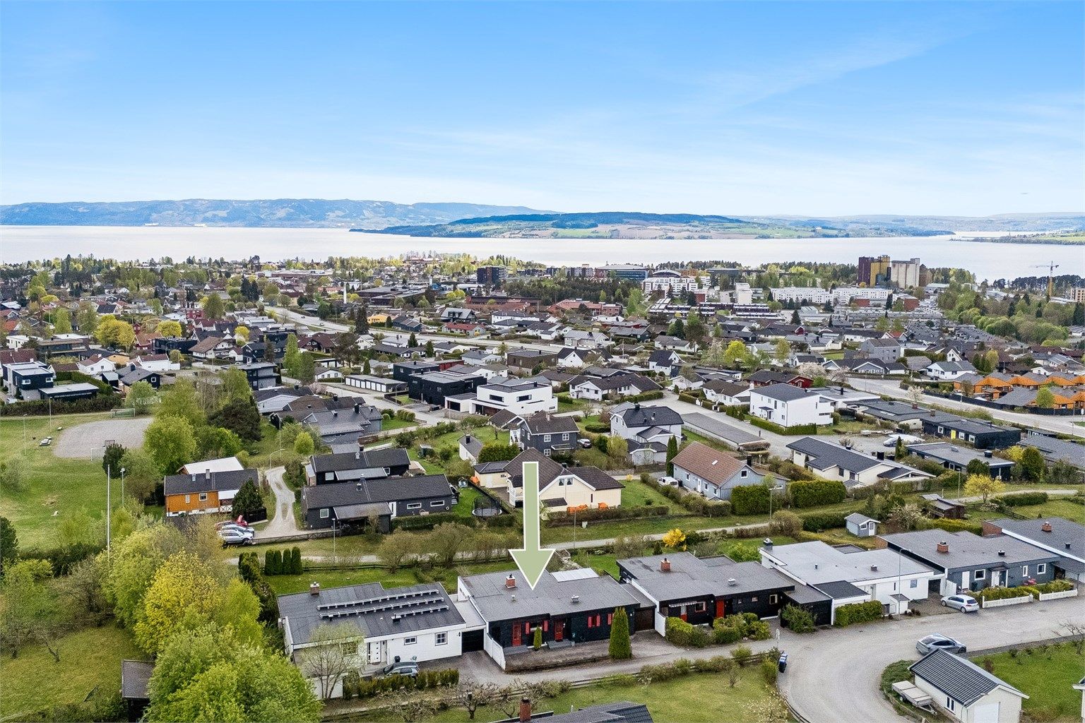 Velkommen til Orion 17 - En eiendom med mye potensiale i et populært om veletablert boligområde. 