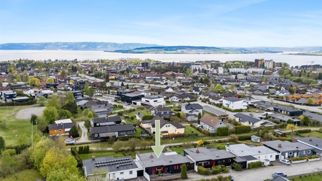 Velkommen til Orion 17 - En eiendom med mye potensiale i et populært om veletablert boligområde.