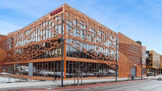 Triaden senter ligger i kort gangavstand fra leiligheten.