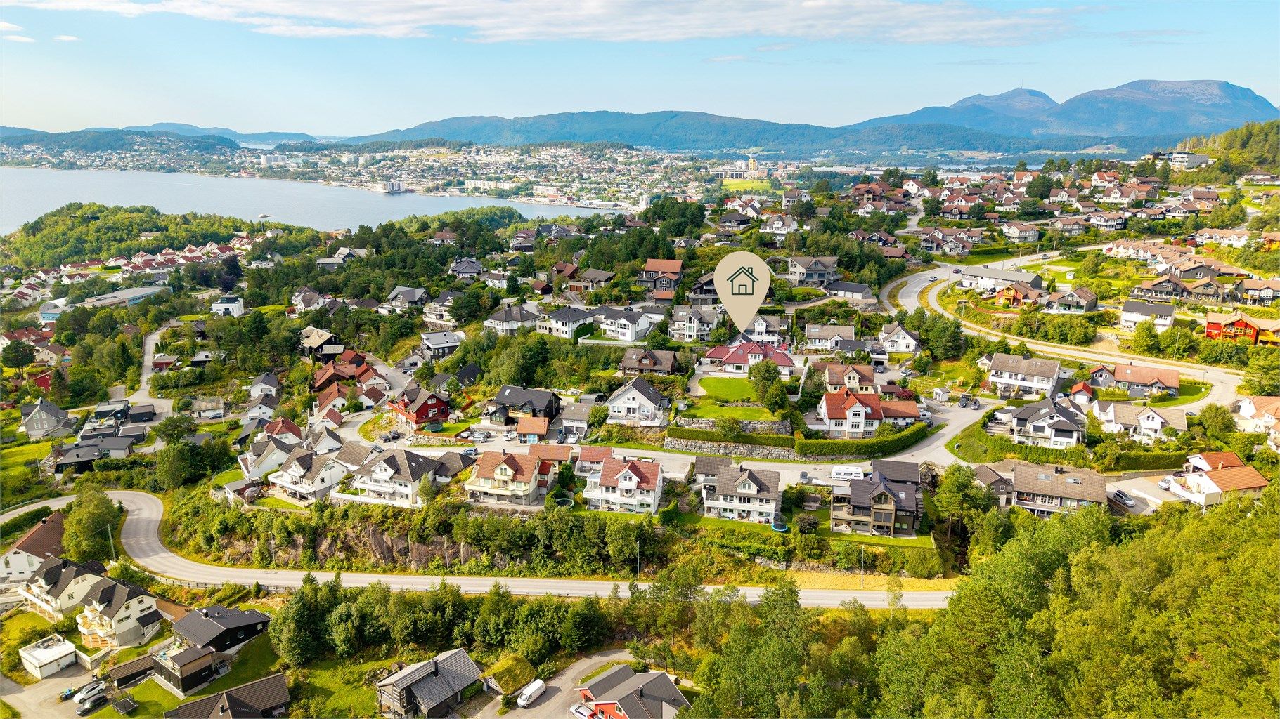 Dronebilde av boligområdet på Skåthaugen 