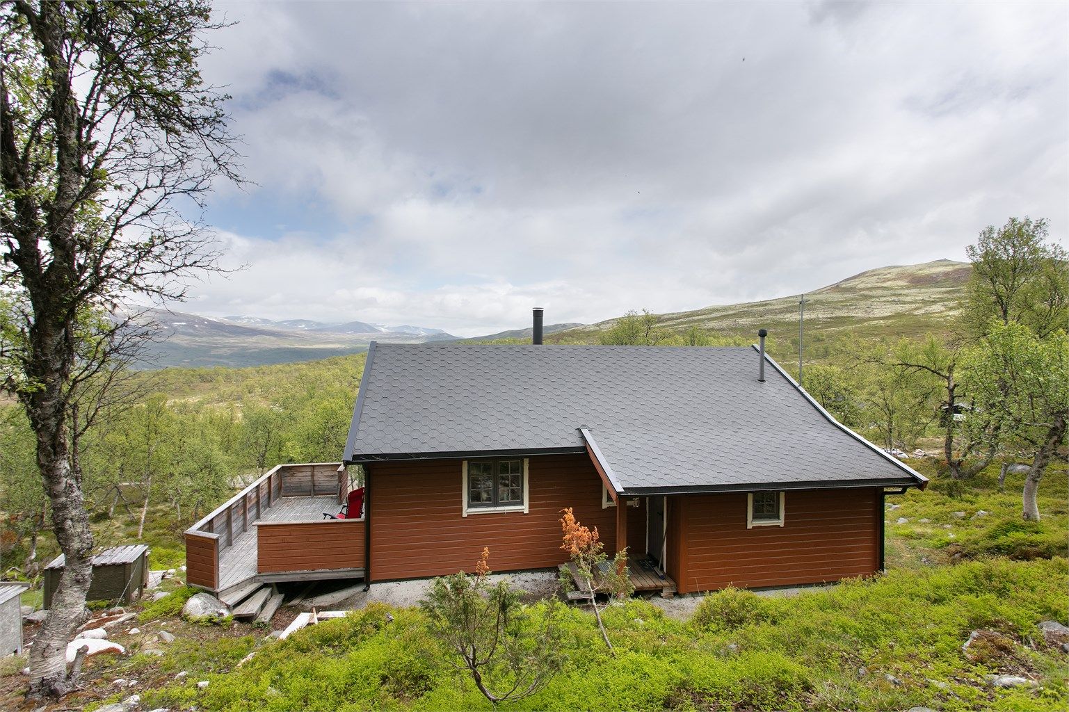En fritidsbolig med stor og flott naturtomt i naturskjønne omgivelser