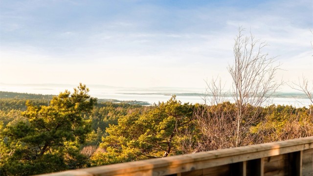 På terrassen skuer du rett ut på Oslofjorden og kjente landskapsformasjoner som Rauøy, Missingene og Søster.