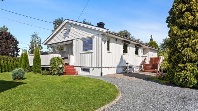 Eiendomsmegler Krogsveen v/Austeja Flenderyte har gleden av å presentere Orresvingen 4!