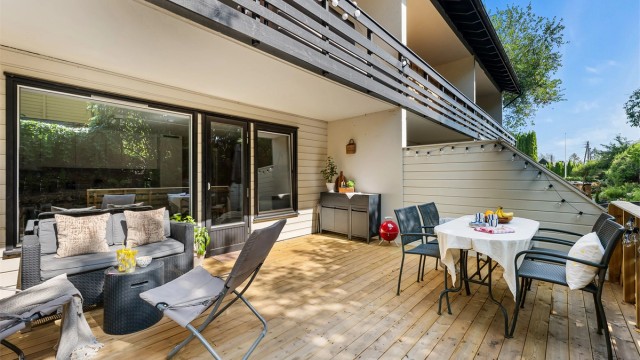 Velkommen til Søndre Rød 1C. Pen 3-roms med godt utnyttet planløsning. Stor markterrasse. Enkel adkomst. Disponerer garasjeplass.