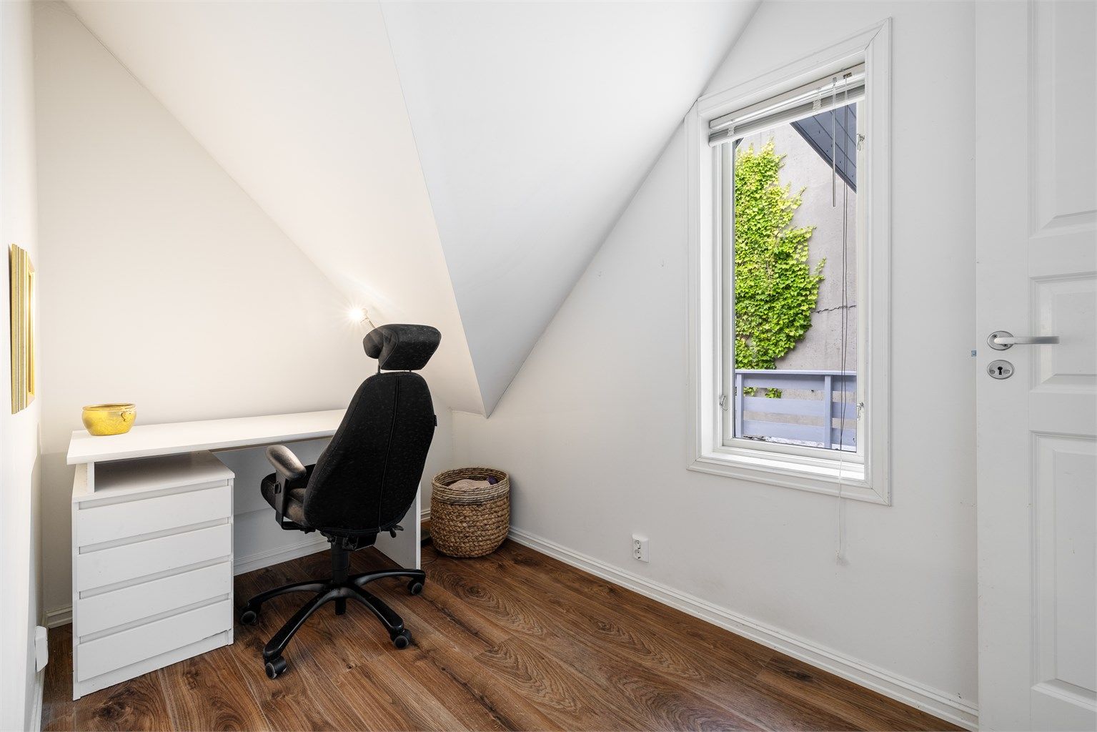 Soverom/kontor som er oppmålt til ca 6m²