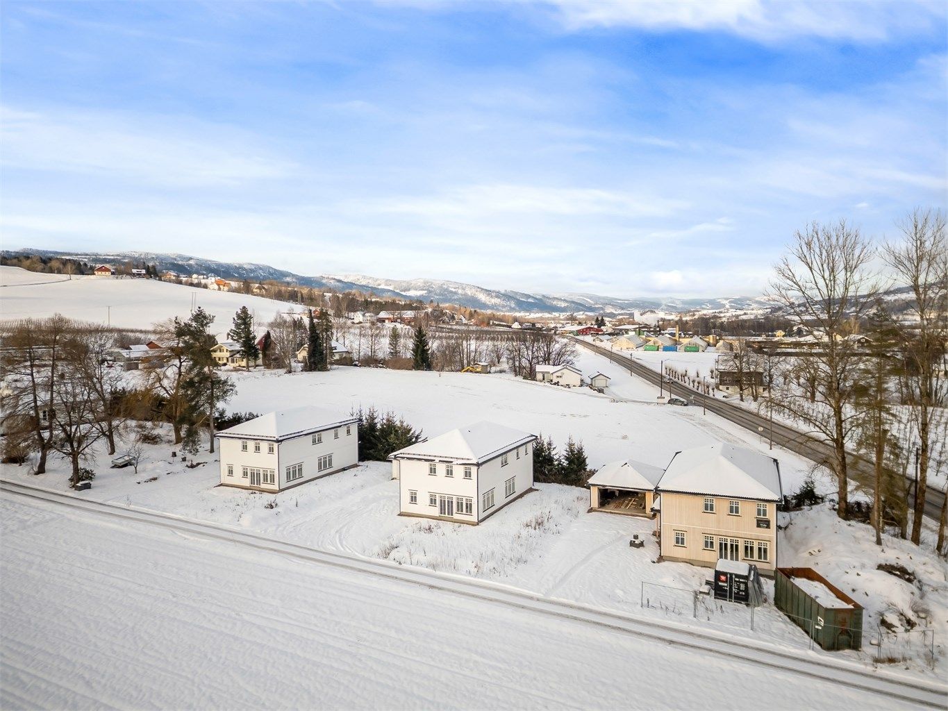 Moderne og stilren enebolig over to etasjer, påbegynt i 2024. 
Foto: Ole Thorgeir Solheim Thoresen