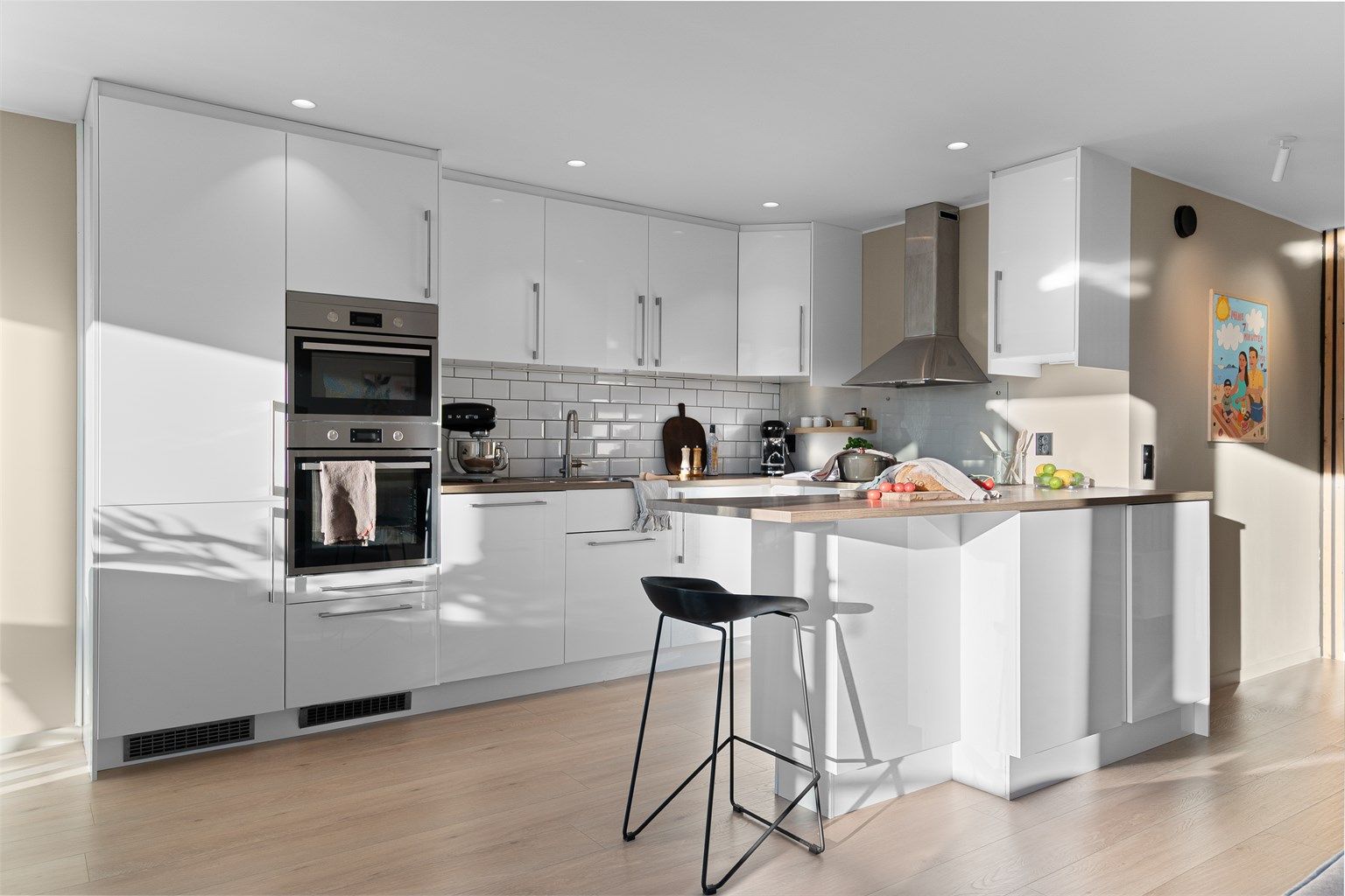 - God oppbevaringsplass i skuffer og skap -