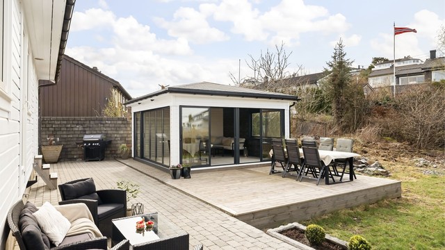 Herlige uteområder med bl.a. 2 utestuer