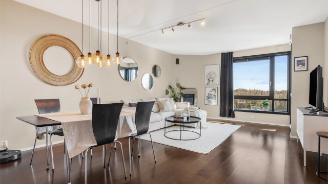 Velkommen til Åstadryggen 9, presentert av Terje Tveit i Krogsveen.