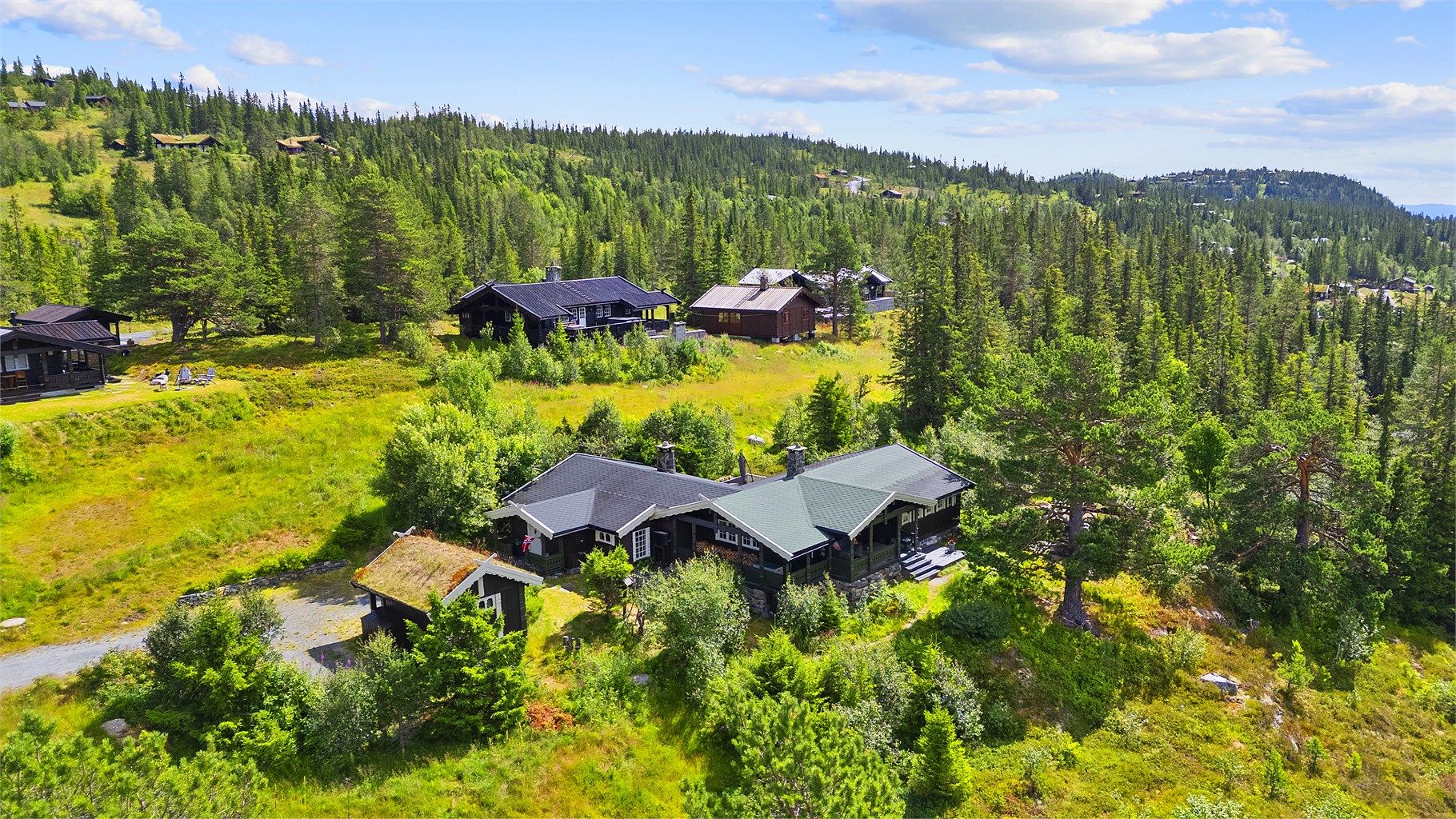 Hytta ligger meget fint til på Gvålsheia hyttefelt