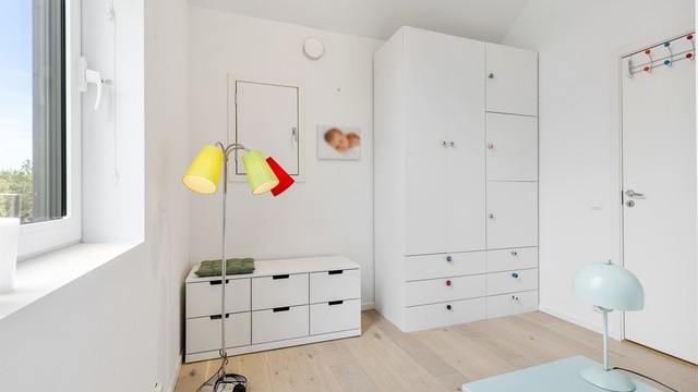 Rommet egner seg godt til gjesterom eller barnerom.