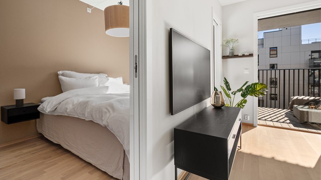 Soverom med "Laila-løsning" med to dører med inngang fra stue.