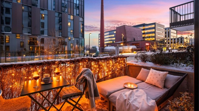 Velkommen til Bøkkerveien 14B - presentert av Sandra M. Bylin i Krogsveen - Foto: Peter Futo