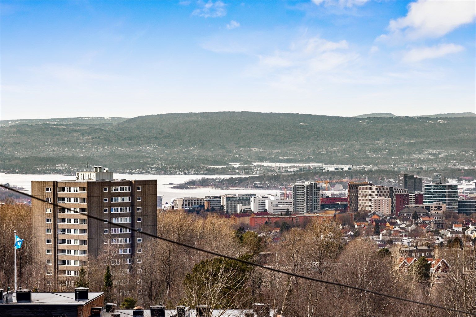 En lekker 1-roms med uslåelig utsikt som strekker seg fra Groruddalen og helt til Oslofjorden i det fjerne.