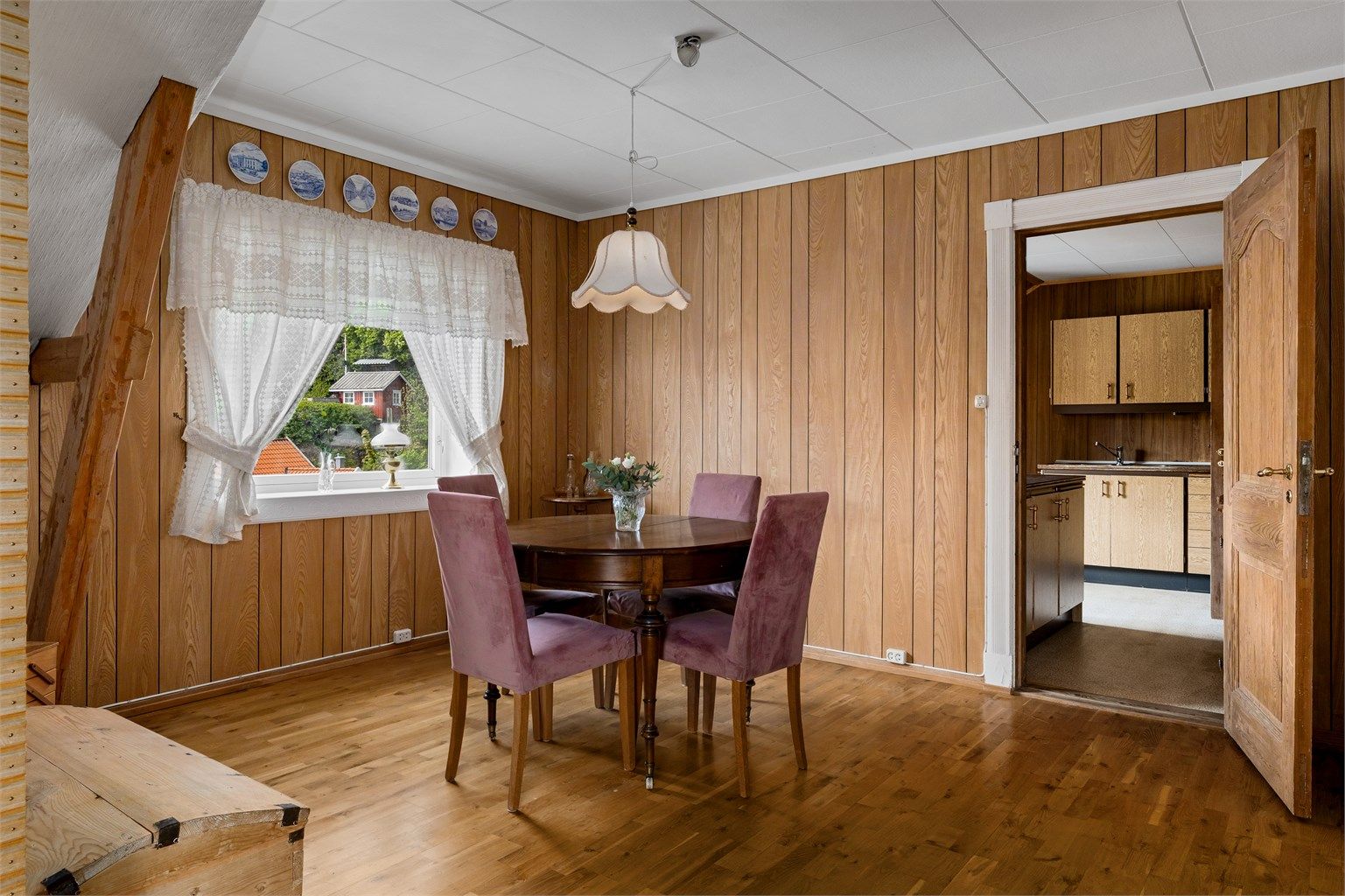 Spisestue/midtstue i 3. etasje.