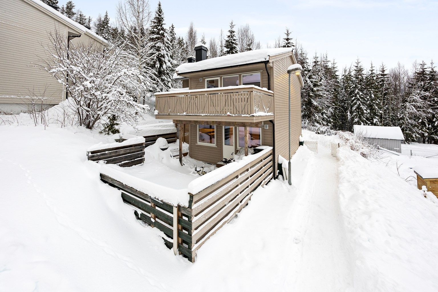 Velkommen til Grindbråtan 52A! Presentert av Krogsveen v/Jørgen Løkenlien