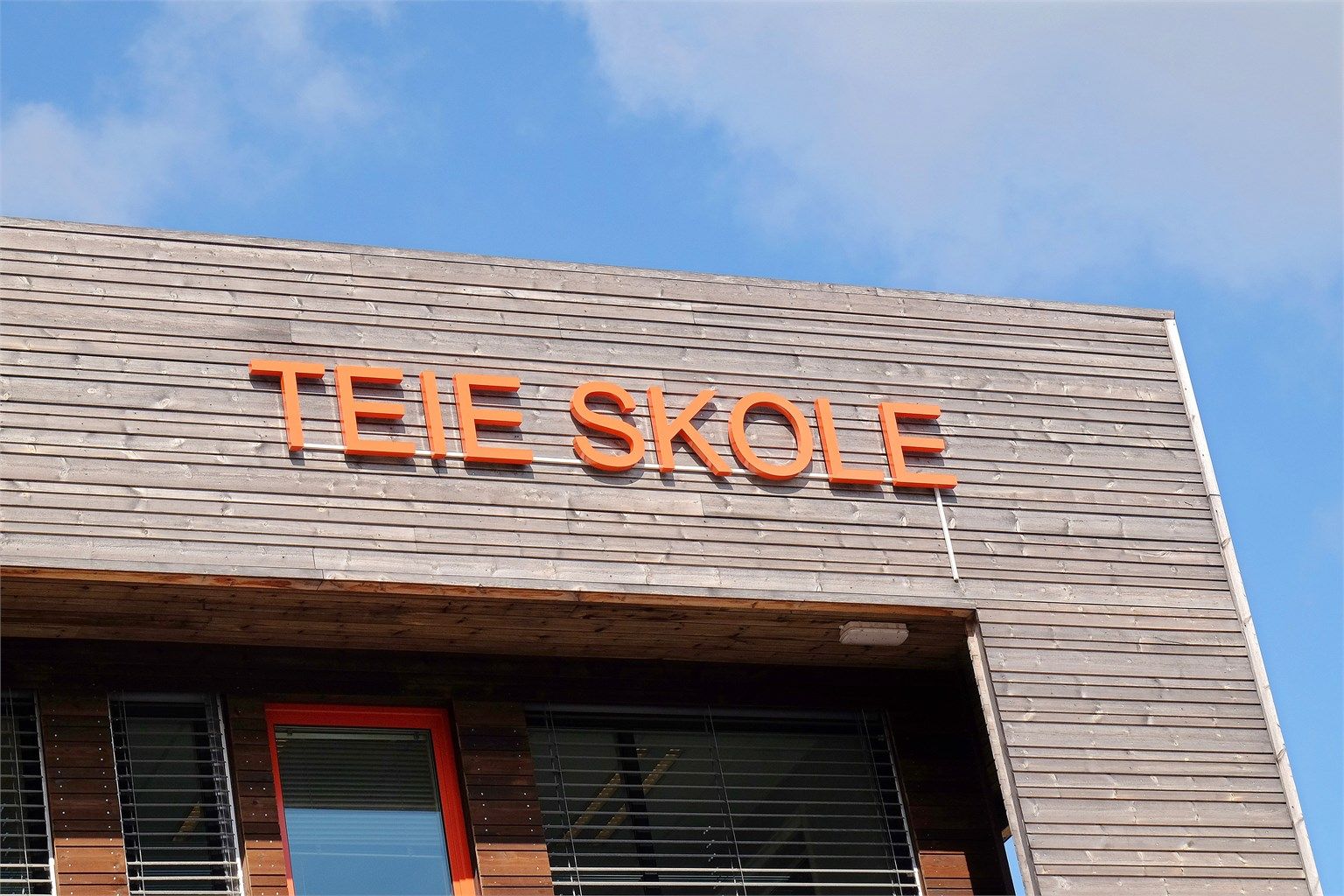 Teie skole ligger ca. 1,4 km fra boligen med trygg skolevei.
