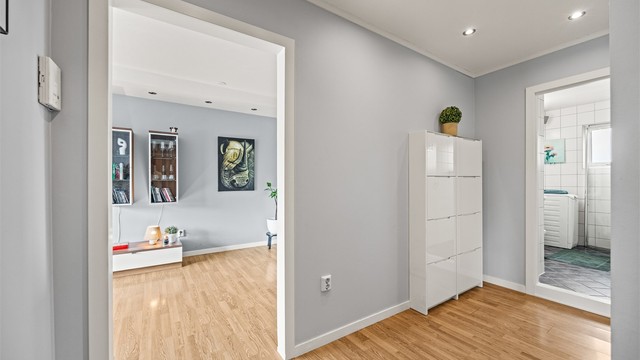 God plass til skoskap eller annen garderobe løsninger.